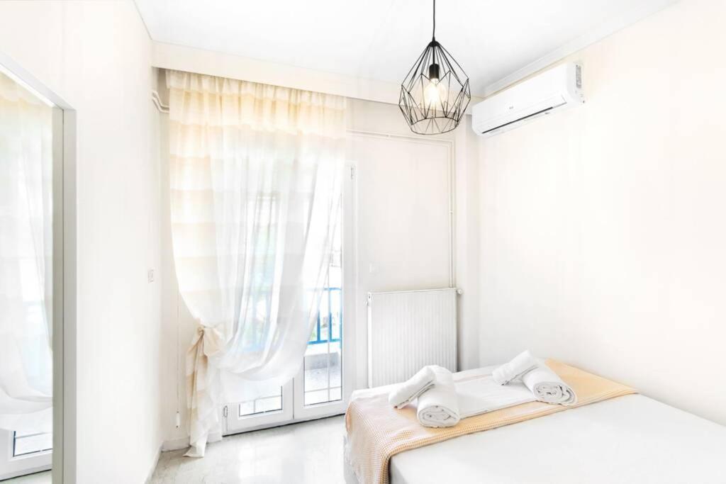 Seafront 2 Bedrooms Apartment Néa Irákleia Eksteriør billede